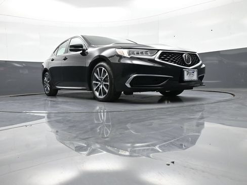 Used 2018 Acura TLX V6 w/ Technology Package FWD image 28