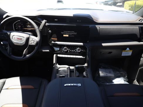 New 2026 GMC Sierra 3500 AT4 w/ AT4 Premium Plus Package AWD/4WD image 18