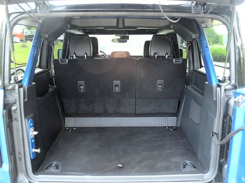 Used 2024 Ford Bronco Outer Banks w/ Sasquatch Package AWD/4WD image 15