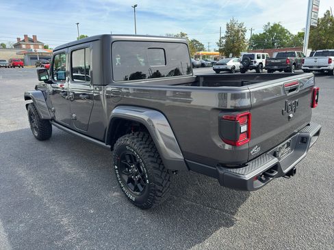 New 2026 Jeep Gladiator Willys image 7