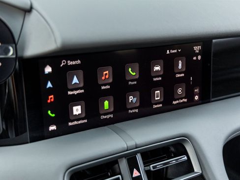 Certified 2025 Porsche Taycan AWD/4WD image 27