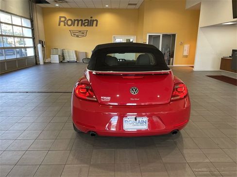 Used 2013 Volkswagen Beetle Turbo 60's Edition image 4