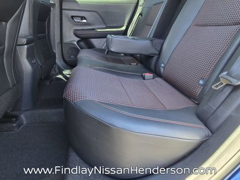 Used 2025 Nissan Kicks SR AWD/4WD image 11