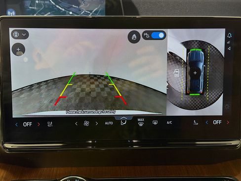 Used 2025 Ford Expedition King Ranch image 18