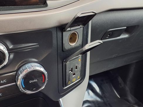 Used 2024 Ford F150 XLT w/ Mobile Office Package image 12