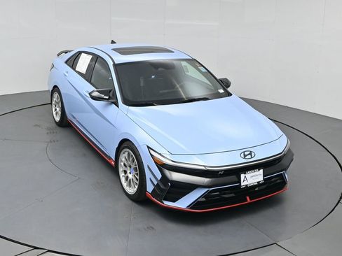 Used 2025 Hyundai Elantra N image 35