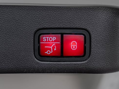 Used 2018 Mercedes-Benz GLE 350 4MATIC w/ Premium 1 Package image 35