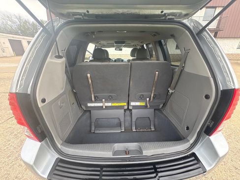 Used 2011 Kia Sedona EX w/ Luxury Pkg FWD image 16