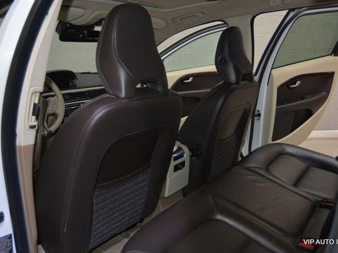 Used 2013 Volvo XC70 3.2 FWD image 29