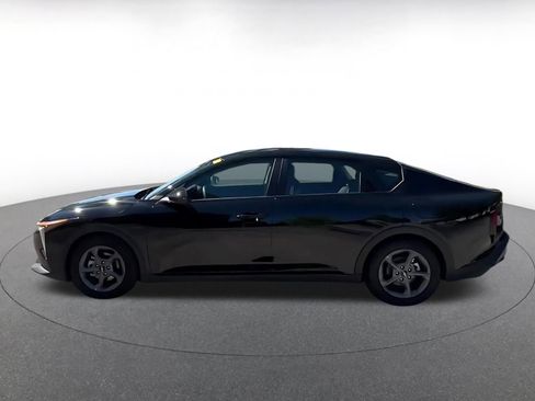 Used 2025 Kia K4 FWD image 7