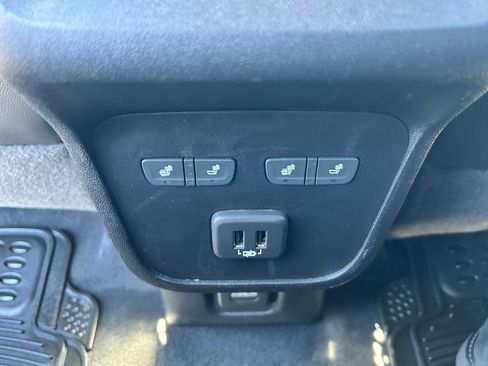 Used 2019 Chevrolet Equinox Premier AWD/4WD image 25