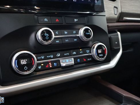 Used 2024 Ford Expedition Max Limited image 18