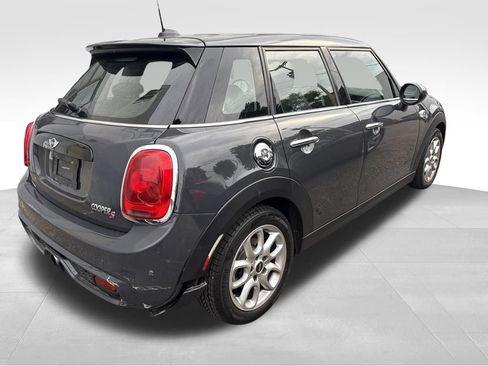 Used 2017 MINI Cooper S FWD image 3