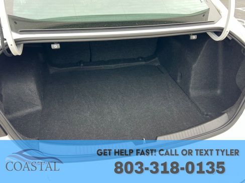 Used 2024 Chevrolet Malibu LT FWD image 22