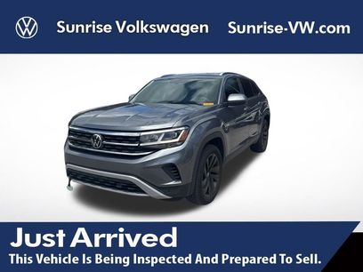 Certified 2023 Volkswagen Atlas Cross Sport SE w/ Black Wheel Package