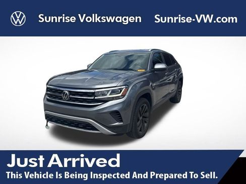Certified 2023 Volkswagen Atlas Cross Sport SE w/ Black Wheel Package image 1
