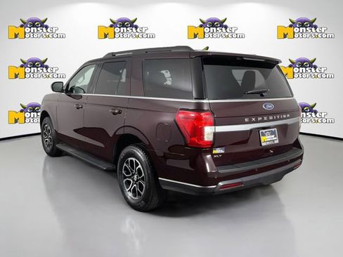 Used 2023 Ford Expedition XLT AWD/4WD image 7