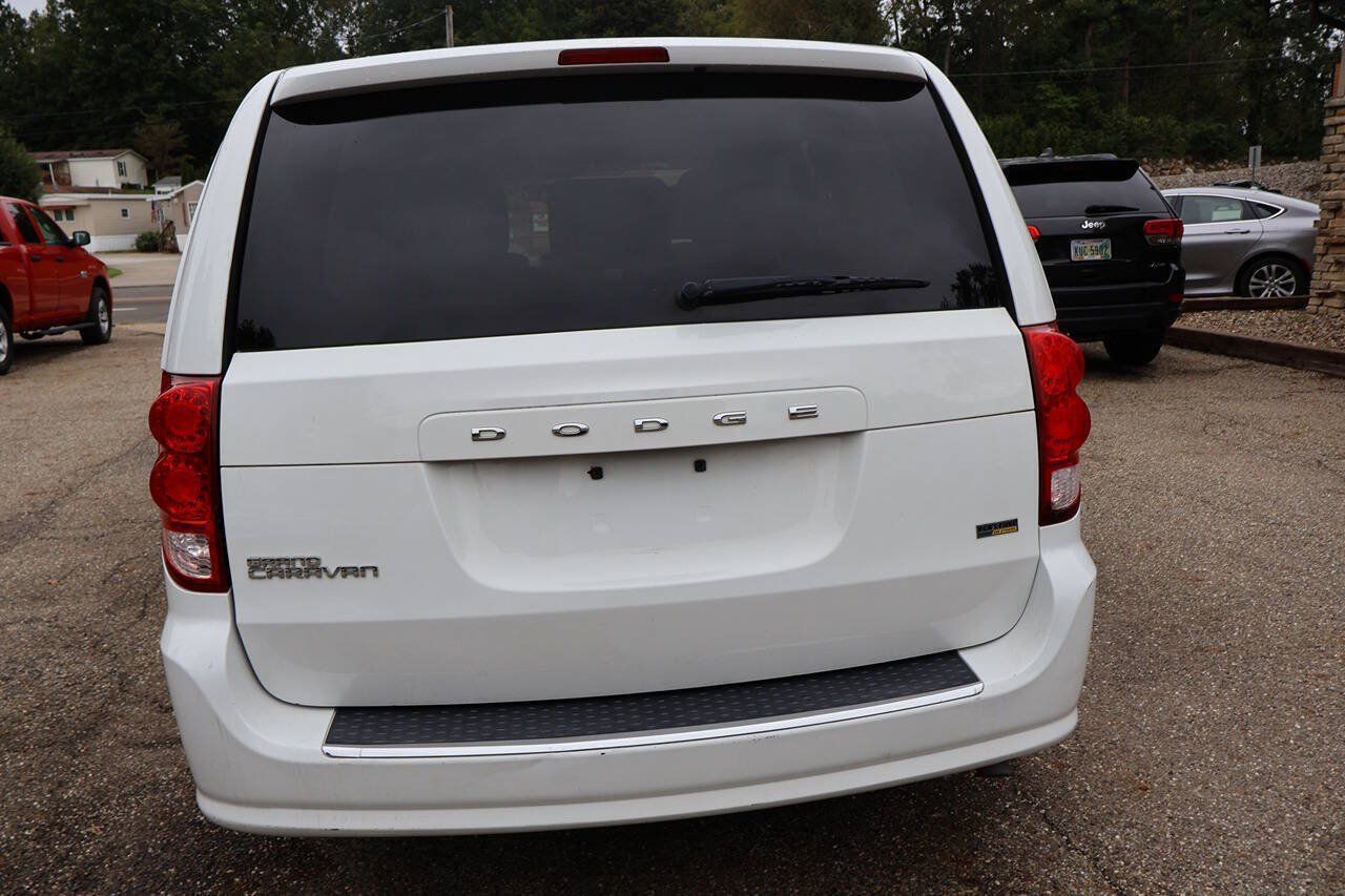 Used 2016 Dodge Grand Caravan SE w/ Quick Order Package 29E SE FWD image 6