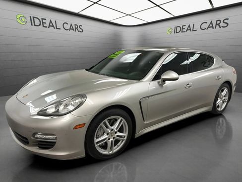 Used 2012 Porsche Panamera S RWD image 1