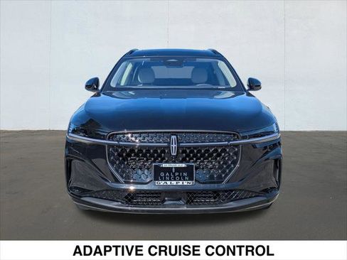 New 2026 Lincoln Nautilus Reserve w/ Jet Appearance Package image 4