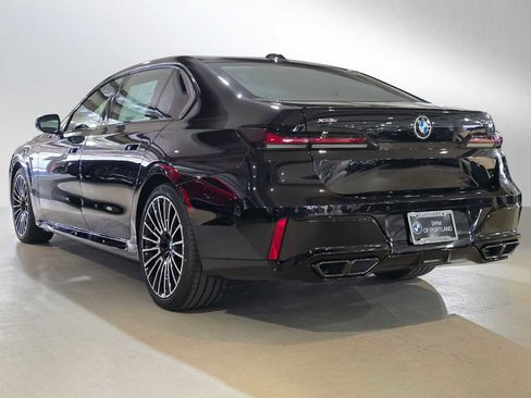 New 2026 BMW 760i xDrive w/ Executive Package AWD/4WD image 5