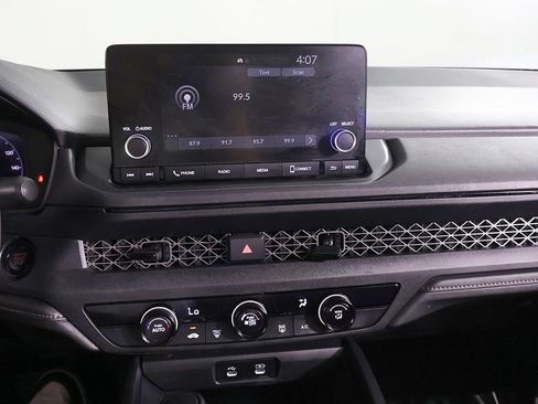 Used 2025 Honda Accord LX image 33