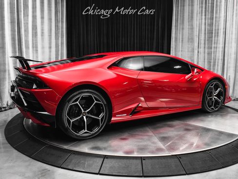 Used 2020 Lamborghini Huracan EVO image 5