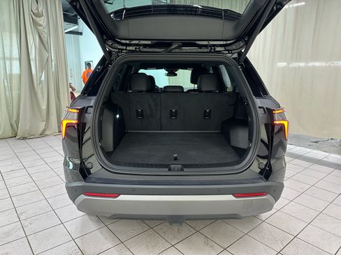 Certified 2025 Chevrolet Equinox LT w/ Convenience Package II FWD image 8