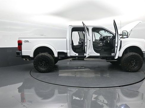 New 2026 Ford F250 Lariat w/ Lariat Ultimate Package image 36