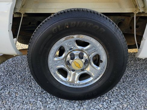 Used 2000 Chevrolet Silverado 1500 LS RWD image 56