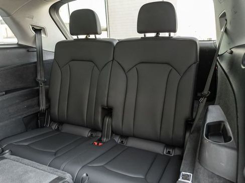 Used 2023 Audi Q7 3.0T Premium Plus image 13