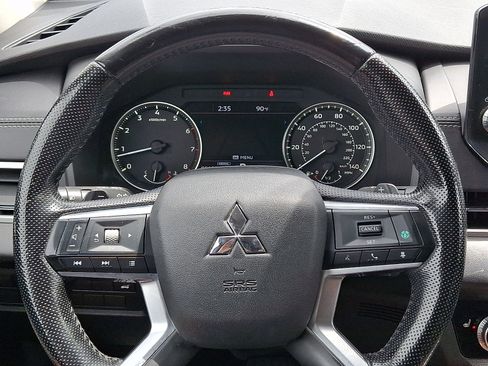 Used 2022 Mitsubishi Outlander SE AWD/4WD image 19