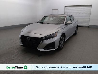 Used 2023 Nissan Altima 2.5 SV w/ SV Premium Package