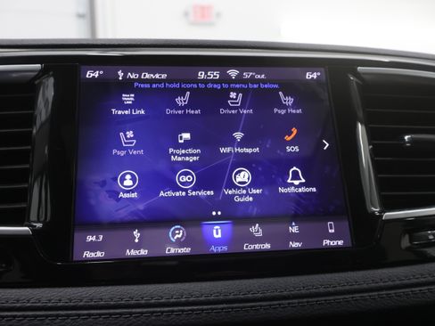 Used 2019 Chrysler Pacifica Limited w/ Tire & Wheel Group image 57