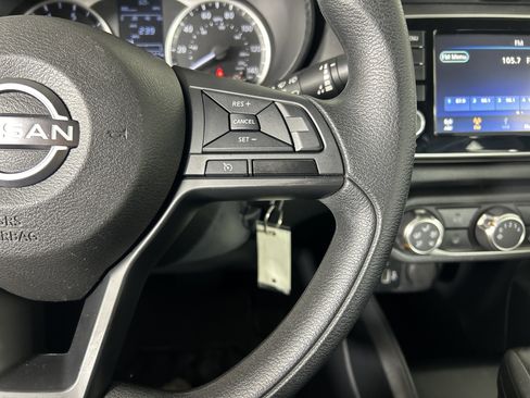 Used 2024 Nissan Versa S w/ Trunk Package image 17