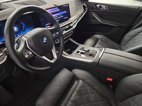 Used 2025 BMW X5 xDrive40i image 12