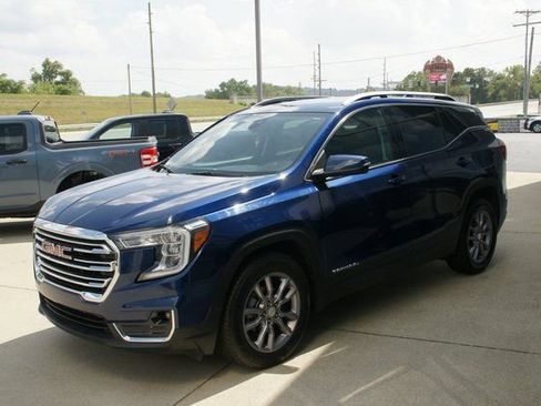 Used 2023 GMC Terrain SLT FWD image 5