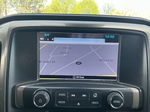 Used 2017 Chevrolet Silverado 1500 High Country AWD/4WD image 21