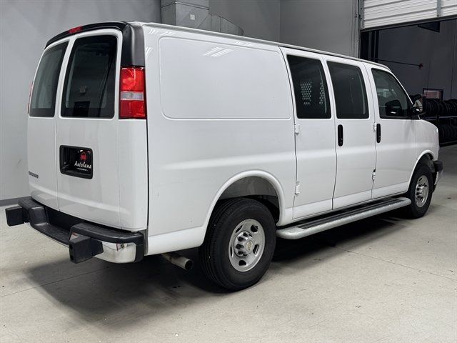 Used 2025 Chevrolet Express 2500 w/ Driver Convenience Package RWD image 8