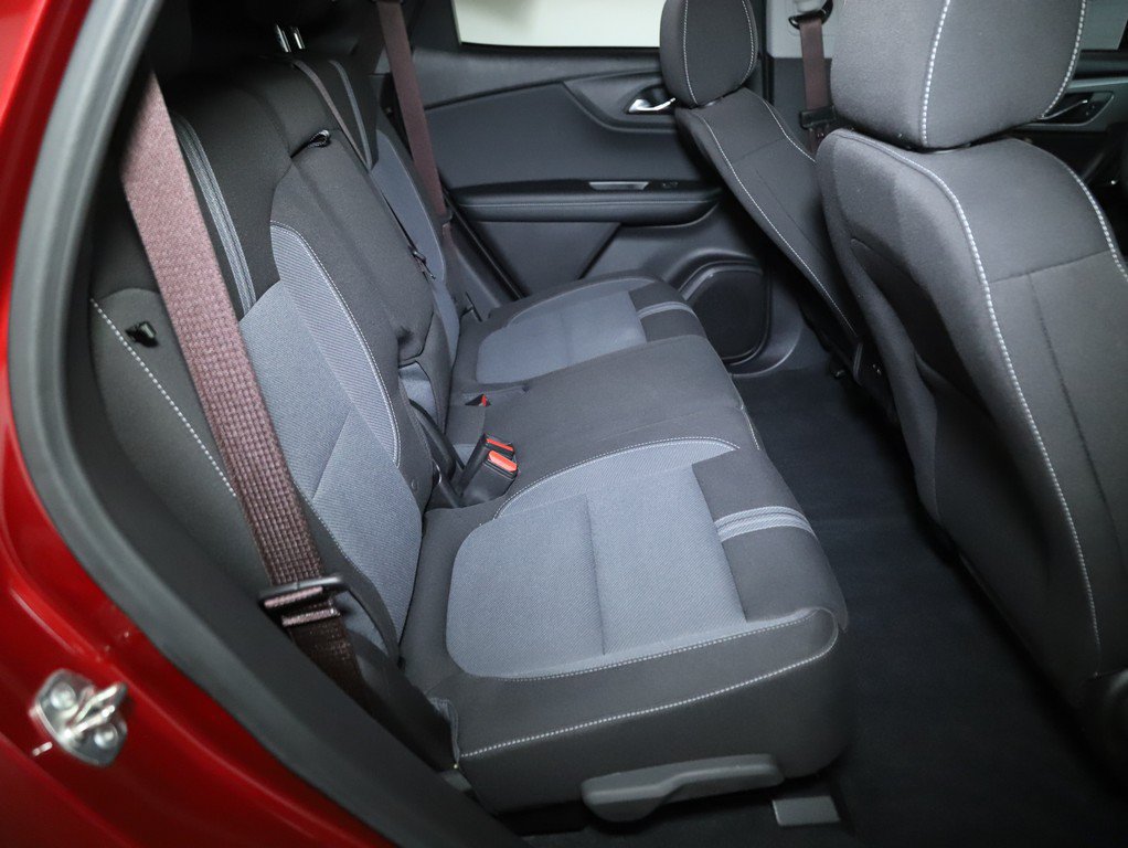 Used 2024 Chevrolet Blazer LT w/ Convenience Package FWD image 31