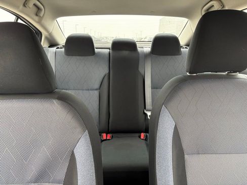 Used 2025 Nissan Versa SV image 14