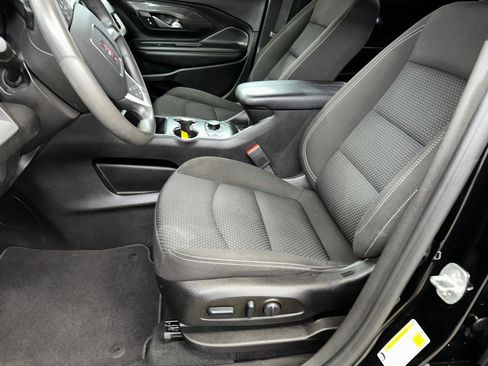 Used 2023 GMC Terrain SLE w/ Driver Convenience Package FWD image 5