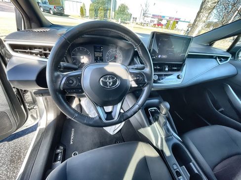 Used 2023 Toyota Corolla SE image 10