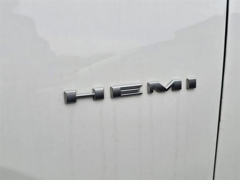 Used 2023 Dodge Durango R/T image 9