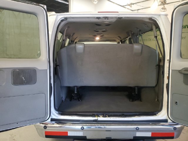 Used 2008 Ford E-350 and Econoline 350 XLT RWD image 23