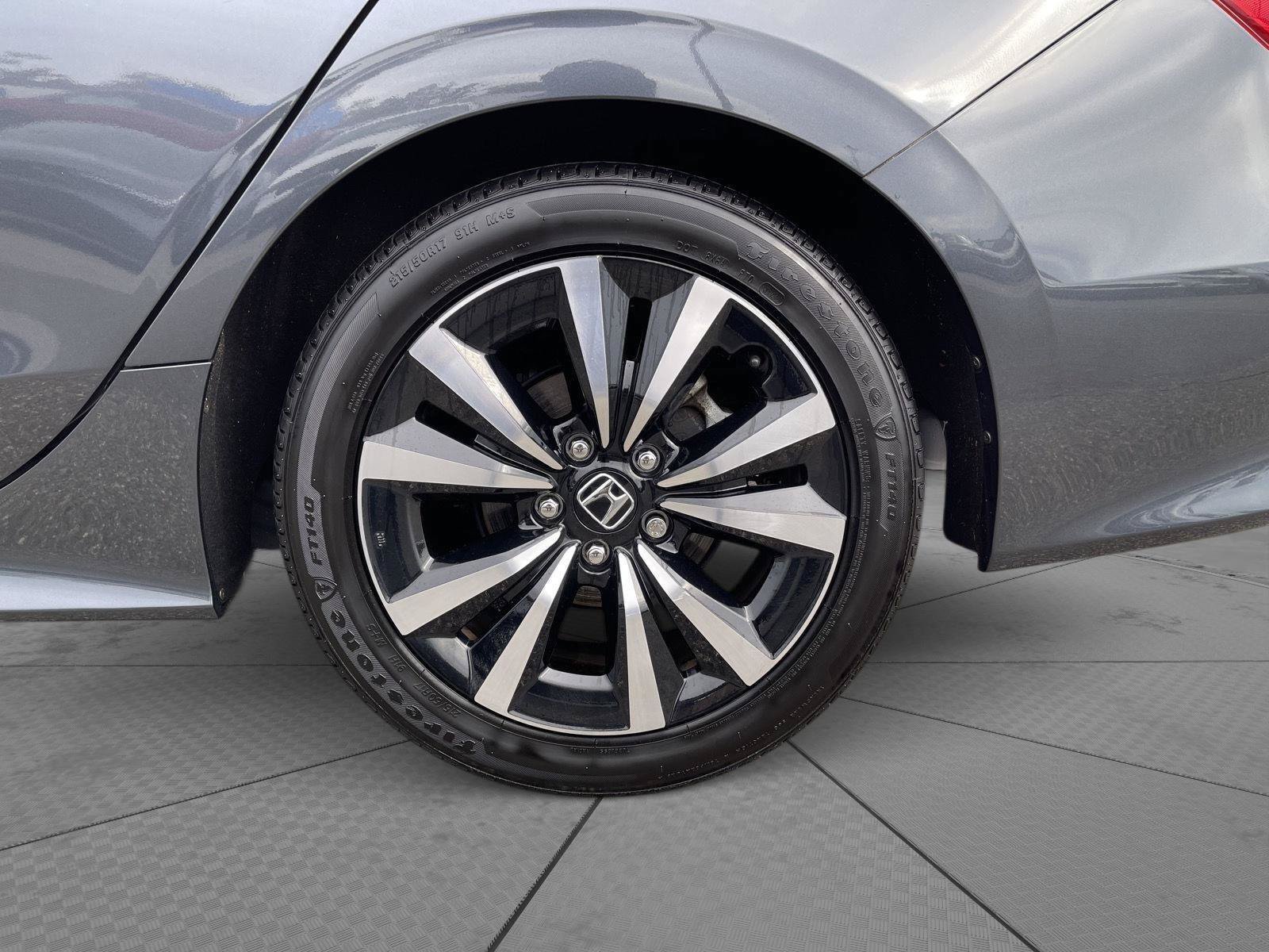 Used 2024 Honda Civic EX image 24