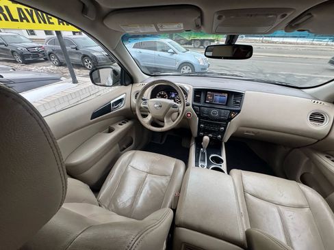 Used 2015 Nissan Pathfinder SV AWD/4WD image 34