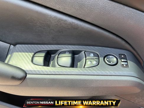 Certified 2025 Nissan Altima 2.5 S FWD image 12