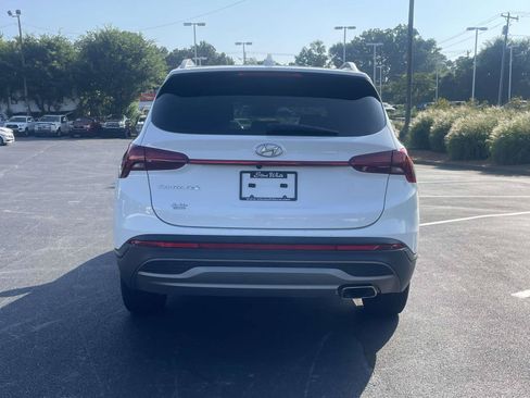 Used 2023 Hyundai Santa Fe SEL FWD image 6