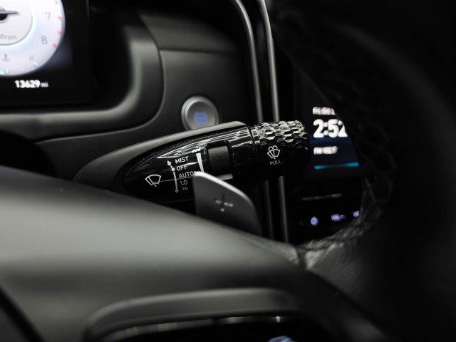 Used 2024 Hyundai Santa Cruz Limited AWD/4WD image 26